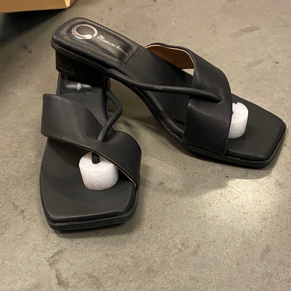 Women's Black Slide Sandals Squared Toe Block Heel Size 7-1/2